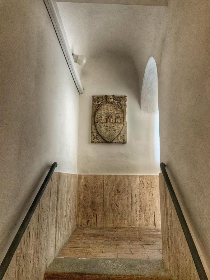 Hotel Piombino 1428 Esterno foto