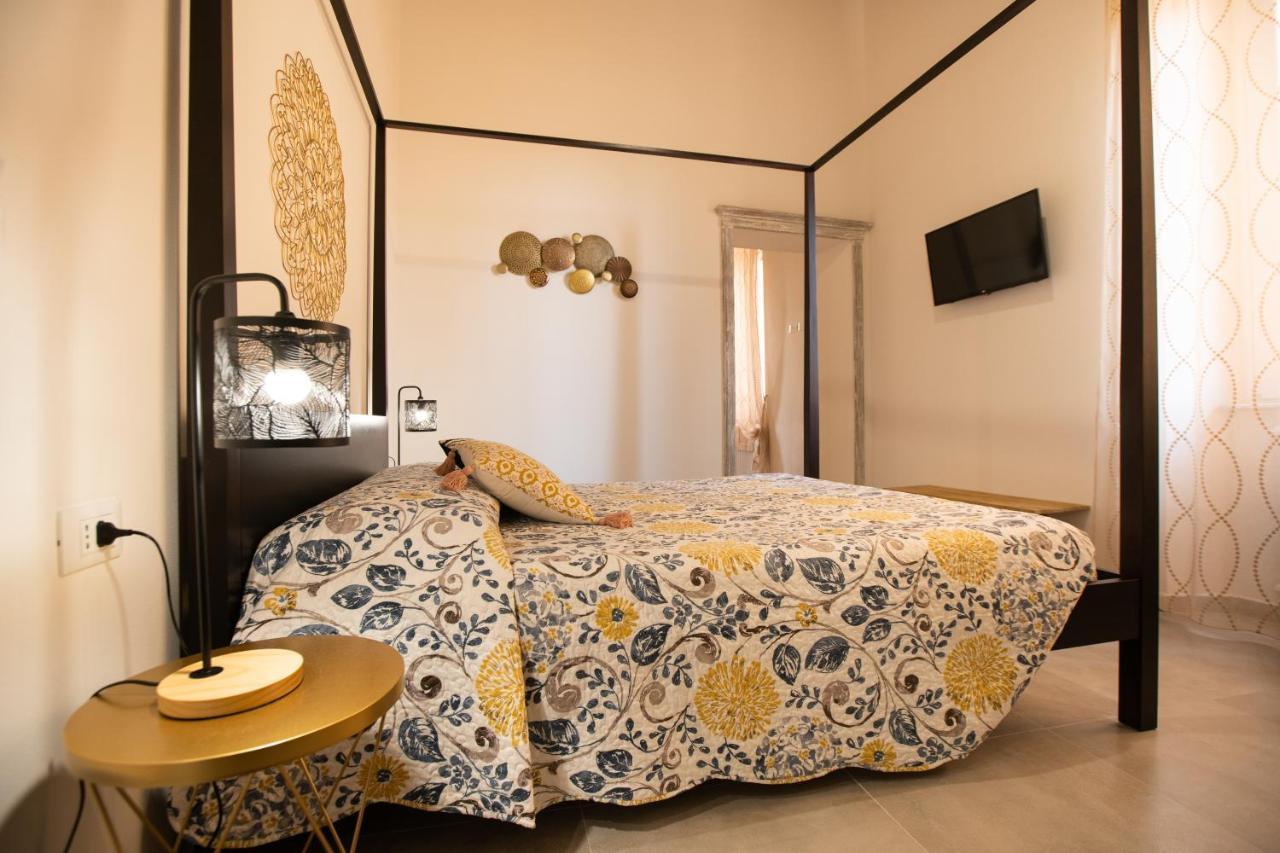 Hotel Piombino 1428 Esterno foto